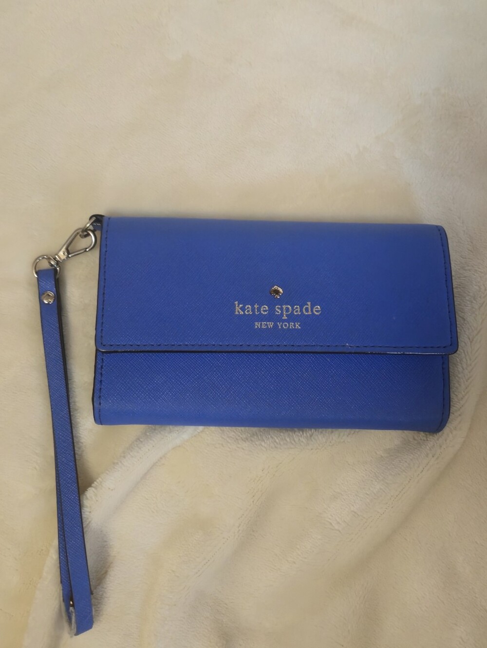 kate spade cobalt blue wristlet clutch with detachable strap